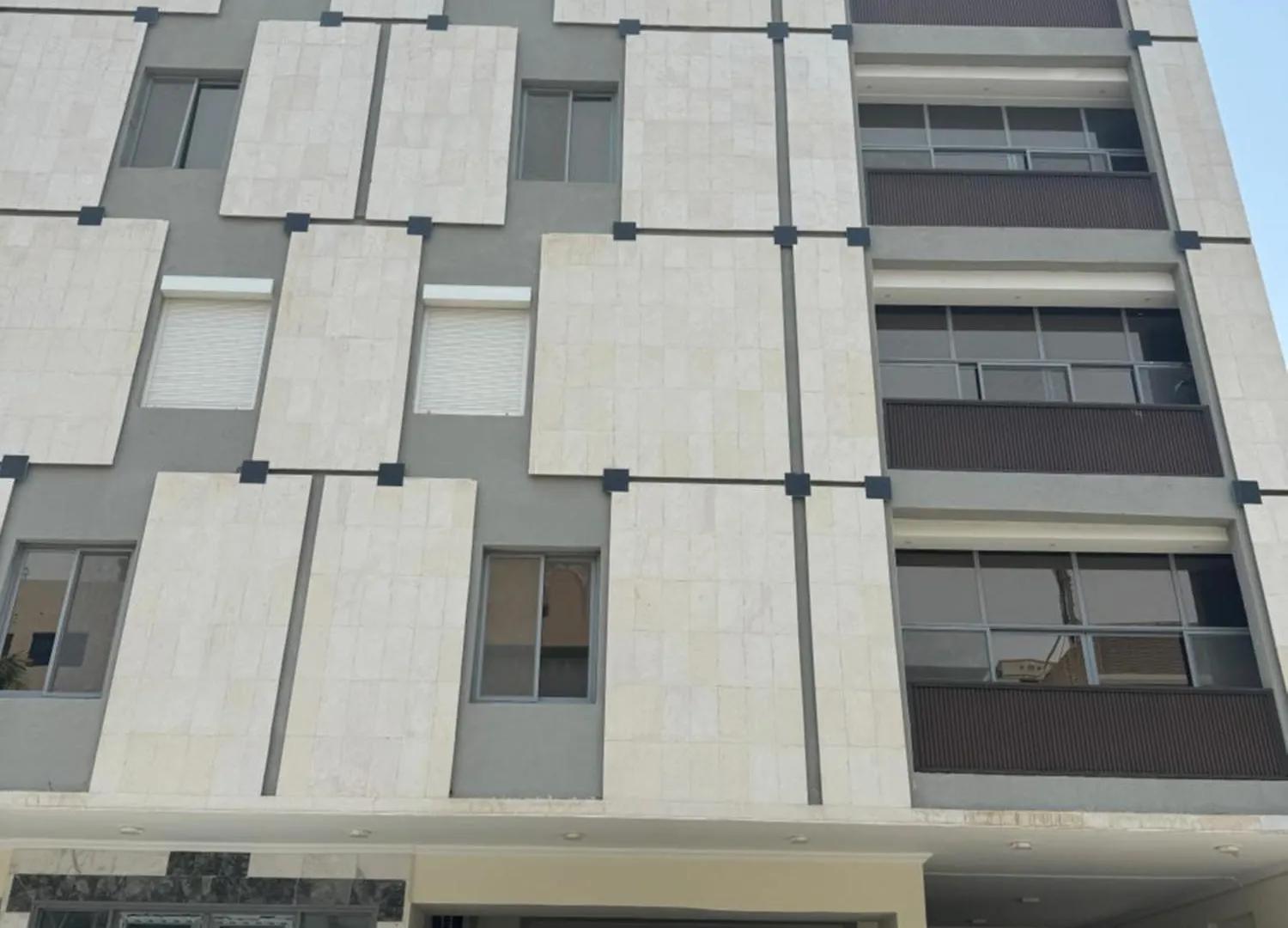 3Br 5Bed Luxury Apartment Jeddah